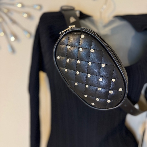 Embellished Steve Madden Pintuck Belt Bag Size Large NWT!!! - Picture 2 of 11